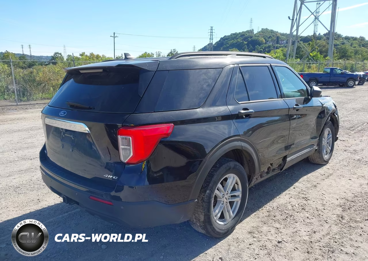 2021 Ford Explorer Xlt VIN:1FMSK8DH3MGC43568 - 4