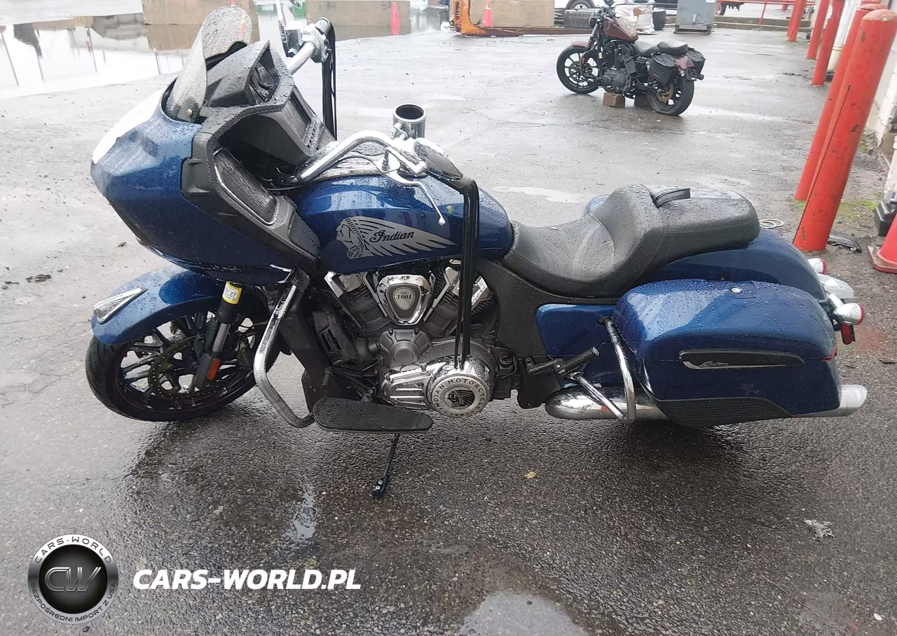 2020 Indian Motorcycle Co. Challenger Limited VIN:56KLCARR0L3392745 - 9