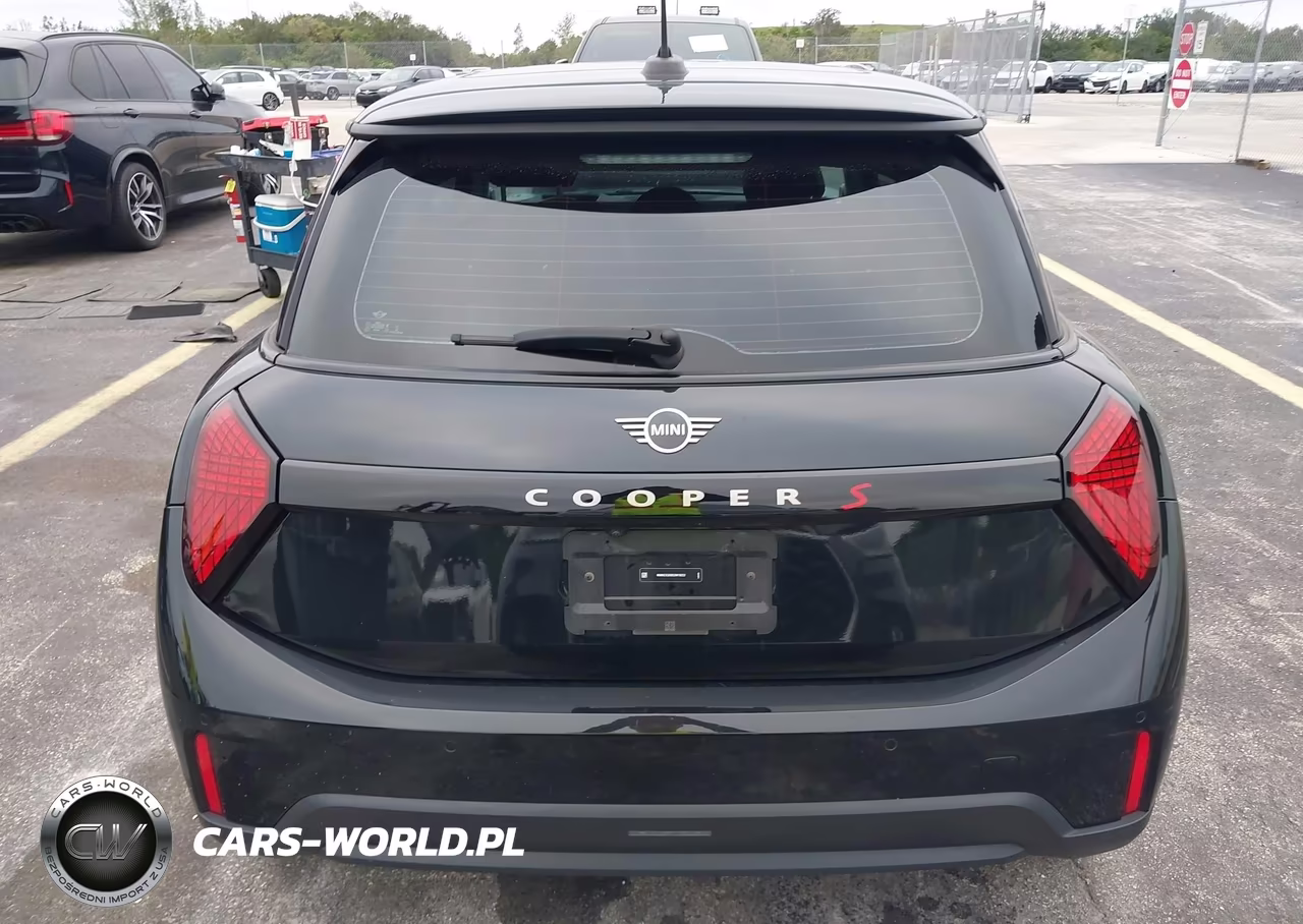 2025 Mini Hardtop Cooper S VIN:WMW23GD00S2W19222 - 17