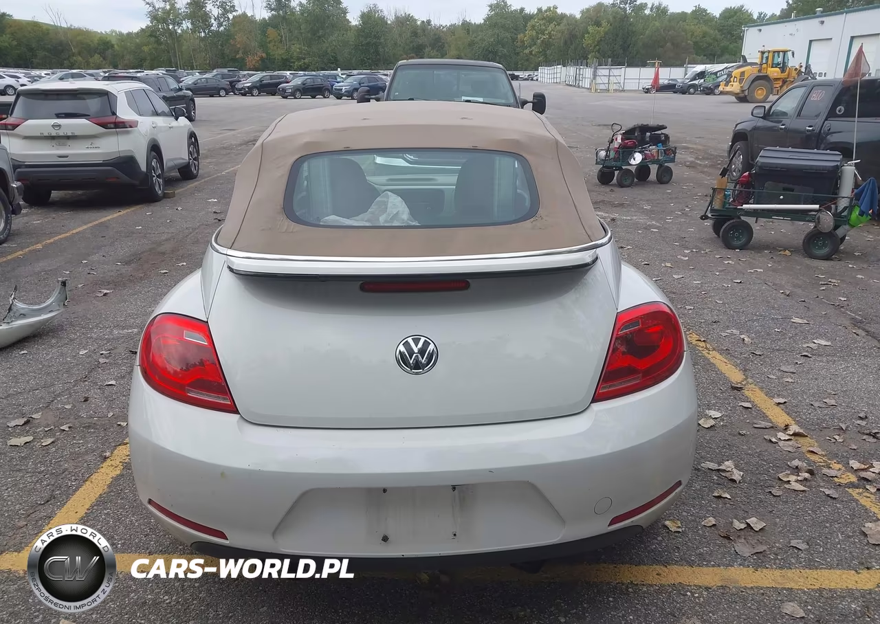 2013 Volkswagen Beetle 2.5L VIN:3VW5P7AT6DM818402 - 16
