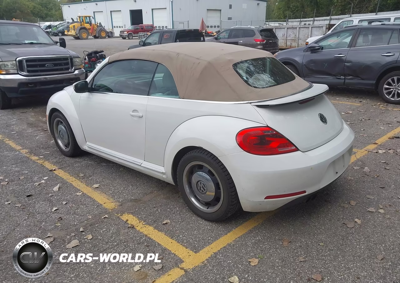 2013 Volkswagen Beetle 2.5L VIN:3VW5P7AT6DM818402 - 3