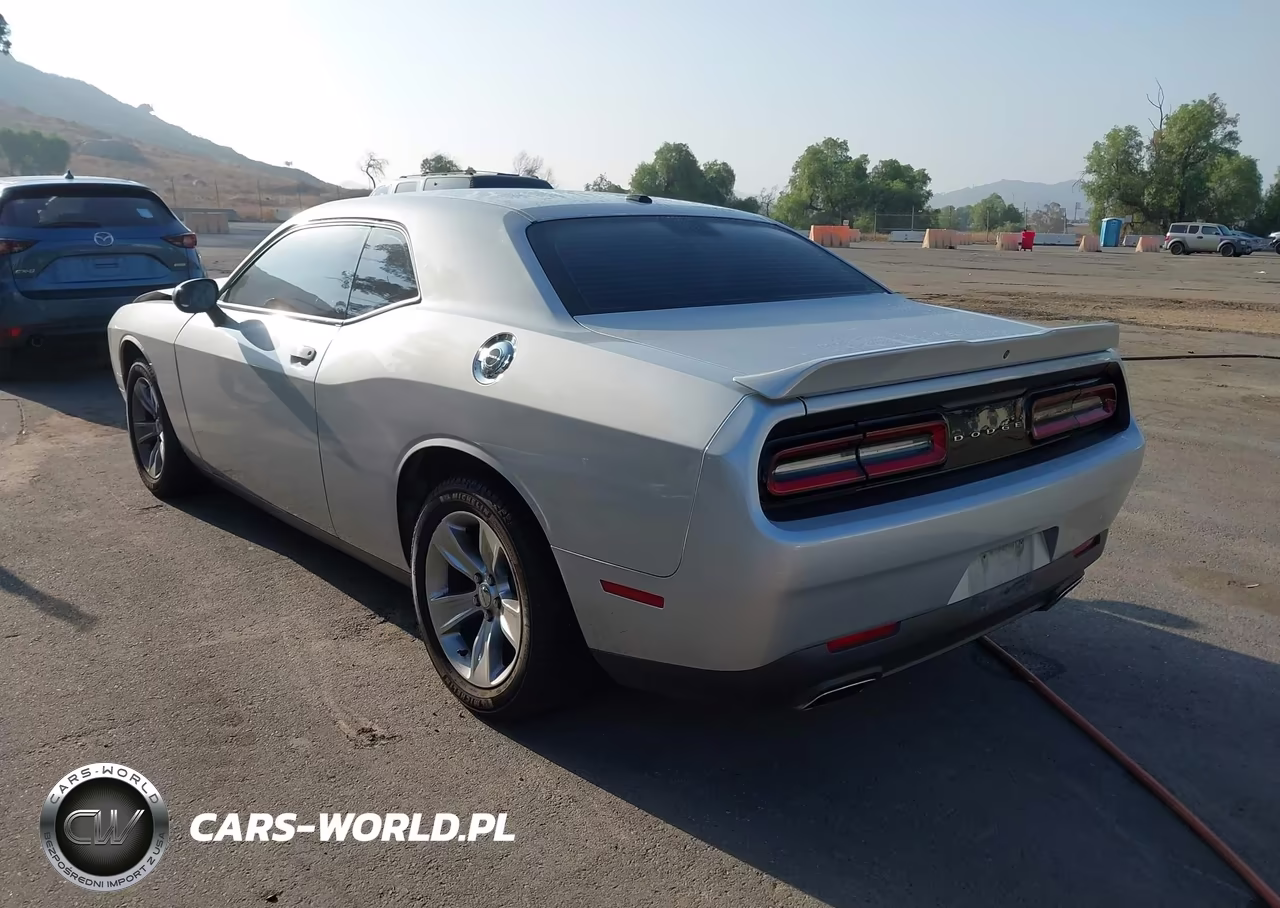 2020 Dodge Challenger Sxt VIN:2C3CDZAG6LH159496 - 3