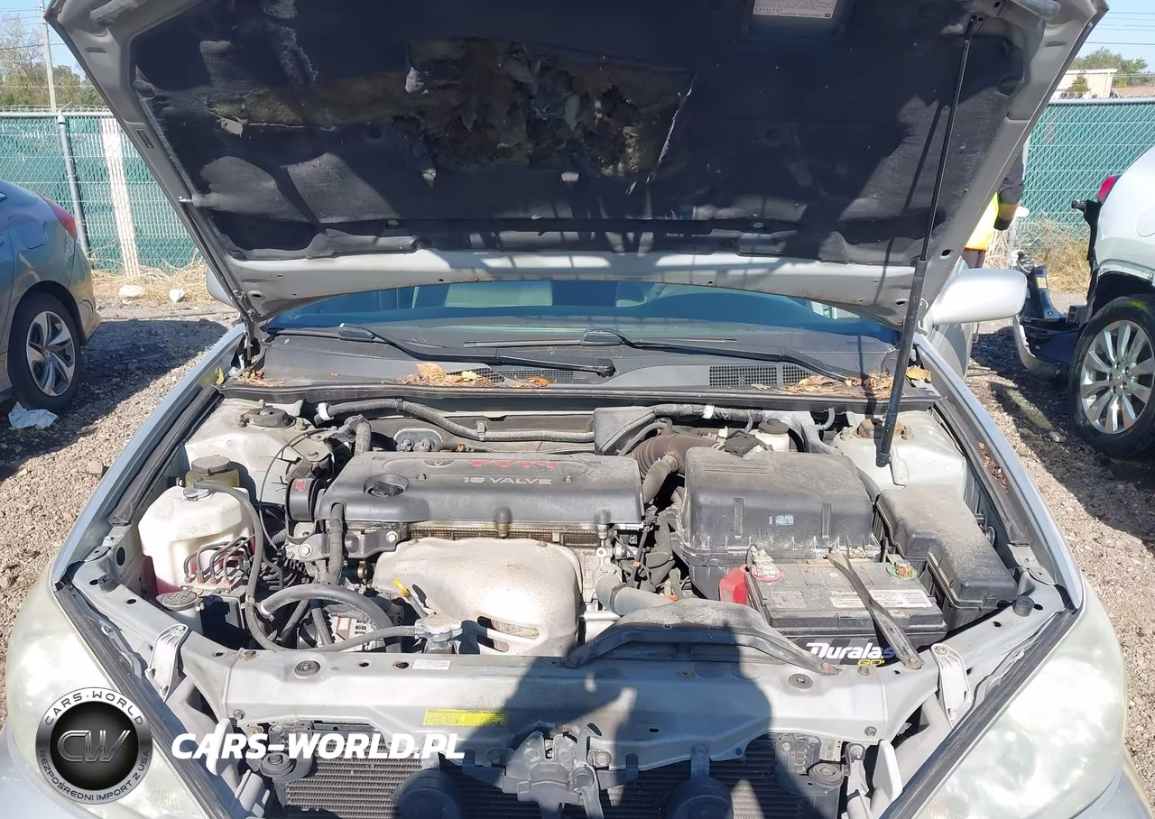 2005 Toyota Camry Le VIN:4T1BE32K75U564556 - 10