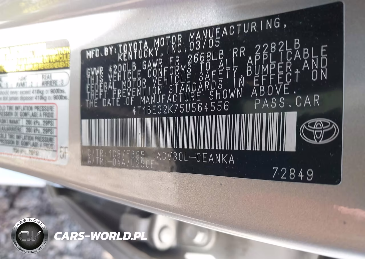 2005 Toyota Camry Le VIN:4T1BE32K75U564556 - 9