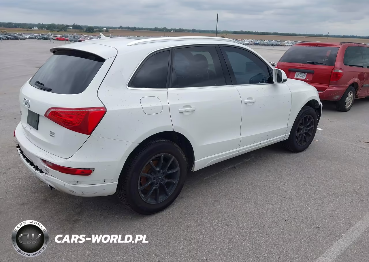 2010 Audi Q5 3.2 Premium VIN:WA1LKAFP8AA008578 - 4