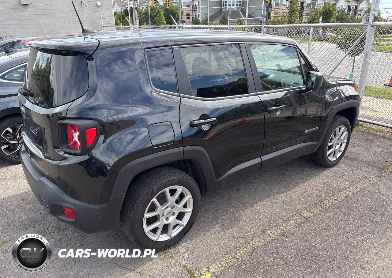 2023 Jeep Renegade Latitude VIN:ZACNJDB10PPP70278 - 4