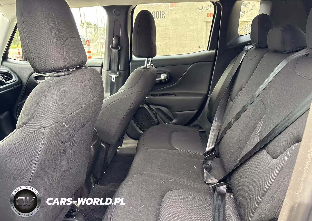 2023 Jeep Renegade Latitude VIN:ZACNJDB10PPP70278 - 8