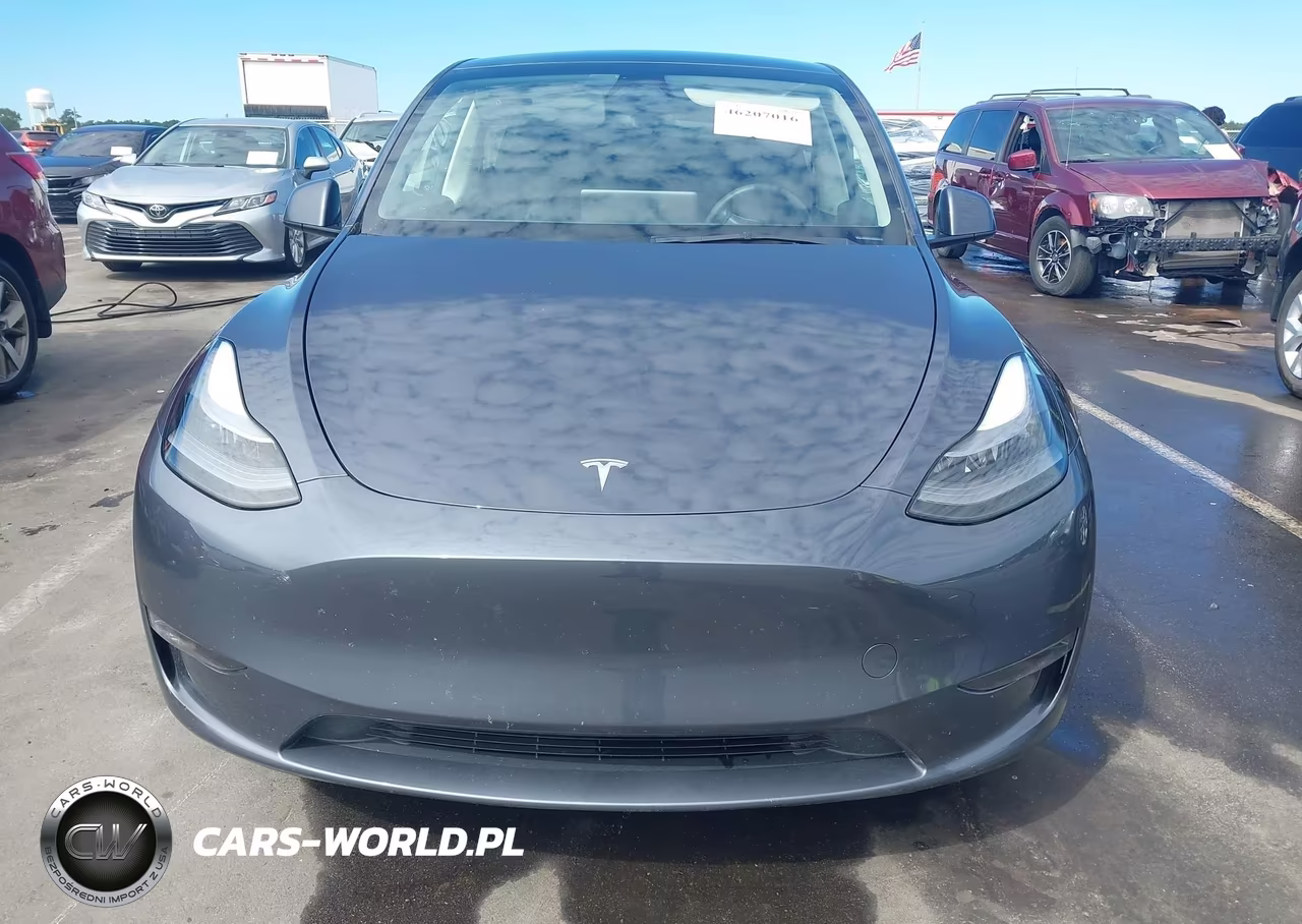 2023 Tesla Model Y Awd-Long Range VIN:7SAYGAEEXPF913727 - 11