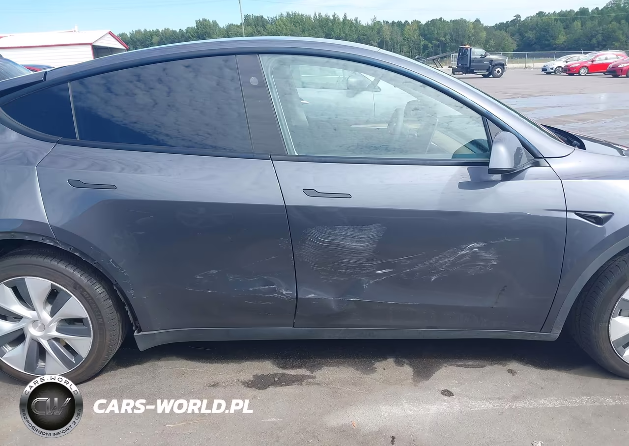 2023 Tesla Model Y Awd-Long Range VIN:7SAYGAEEXPF913727 - 12