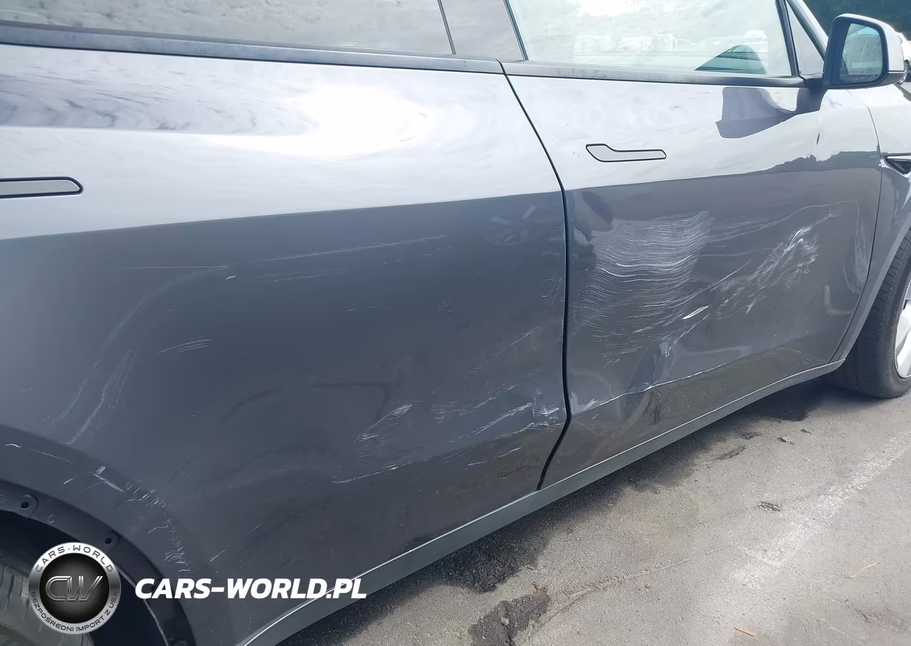 2023 Tesla Model Y Awd-Long Range VIN:7SAYGAEEXPF913727 - 18