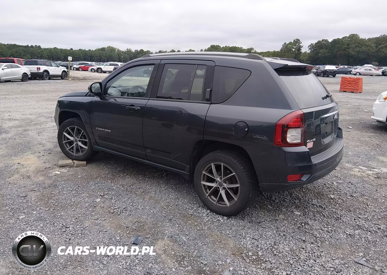 2016 Jeep Compass Sport VIN:1C4NJDBB3GD556539 - 3