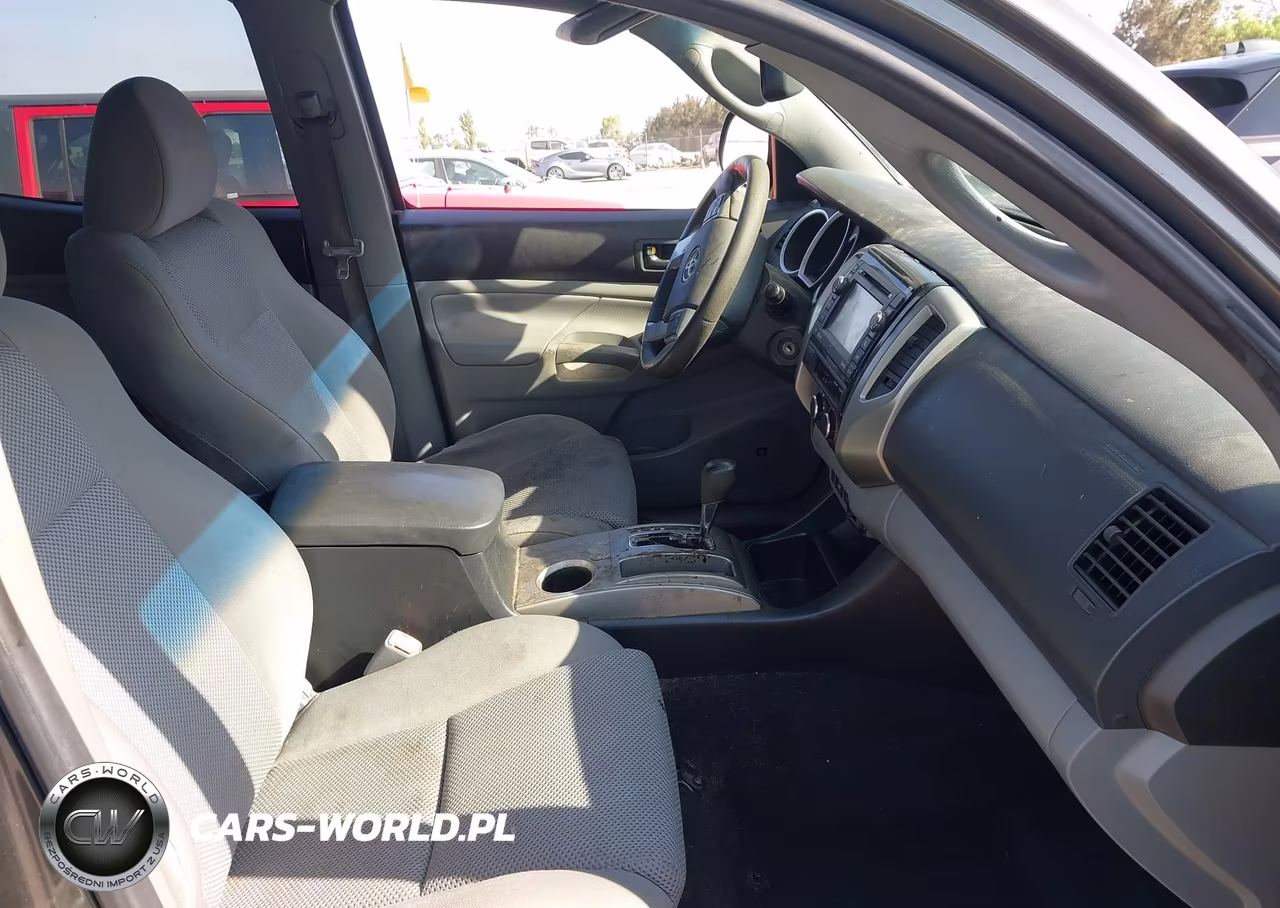 2012 Toyota Tacoma Prerunner VIN:3TMJU4GN9CM134332 - 5