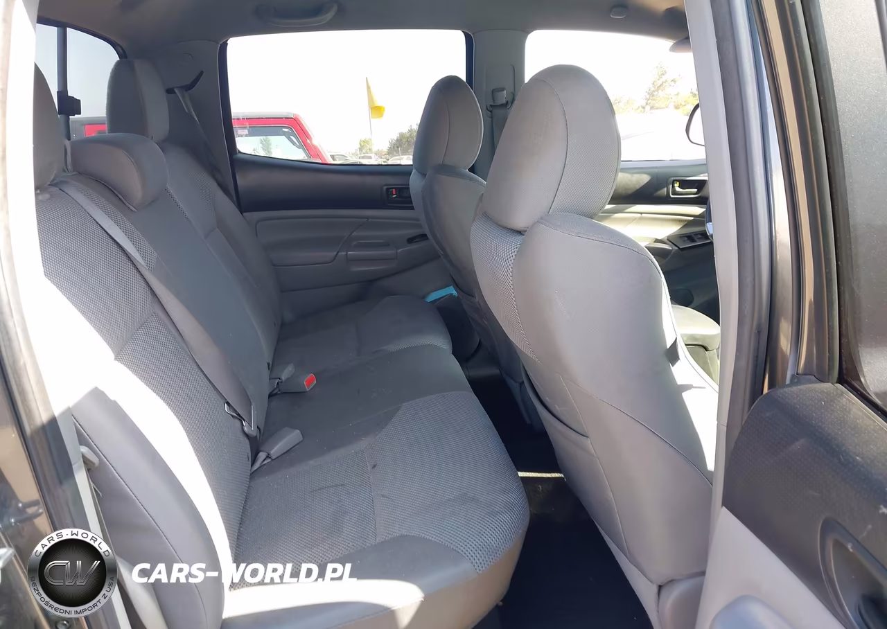 2012 Toyota Tacoma Prerunner VIN:3TMJU4GN9CM134332 - 8