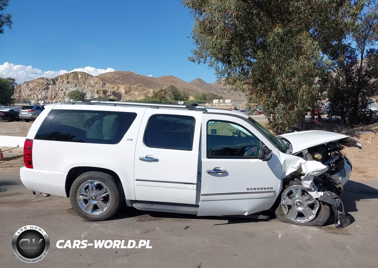 2009 Chevrolet Suburban Ltz VIN:1GNFC36J29R288963 - 13