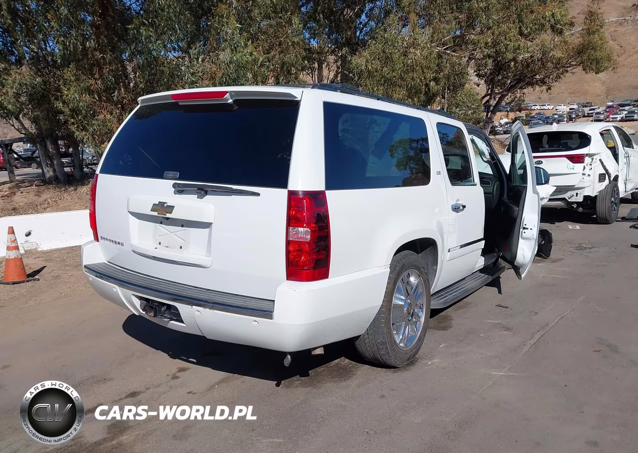 2009 Chevrolet Suburban Ltz VIN:1GNFC36J29R288963 - 4