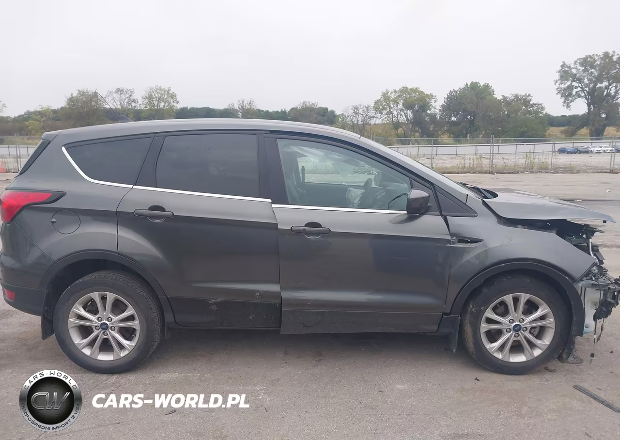 2019 Ford Escape Se VIN:1FMCU0GD6KUA34798 - 13