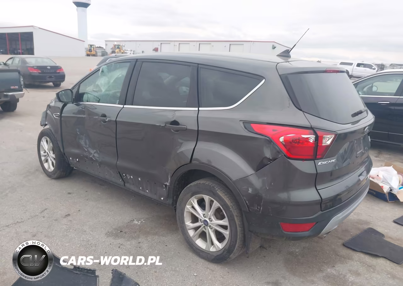 2019 Ford Escape Se VIN:1FMCU0GD6KUA34798 - 3