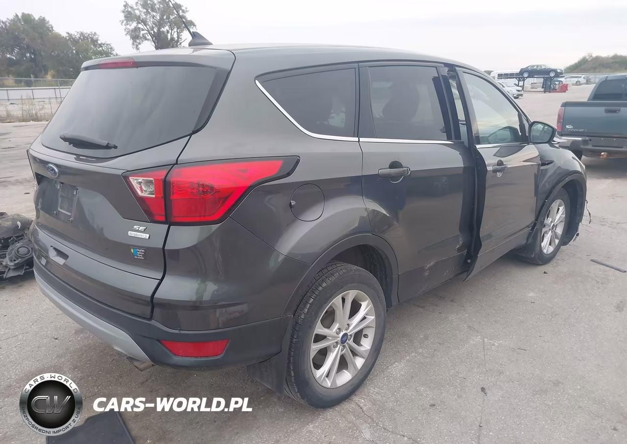 2019 Ford Escape Se VIN:1FMCU0GD6KUA34798 - 4