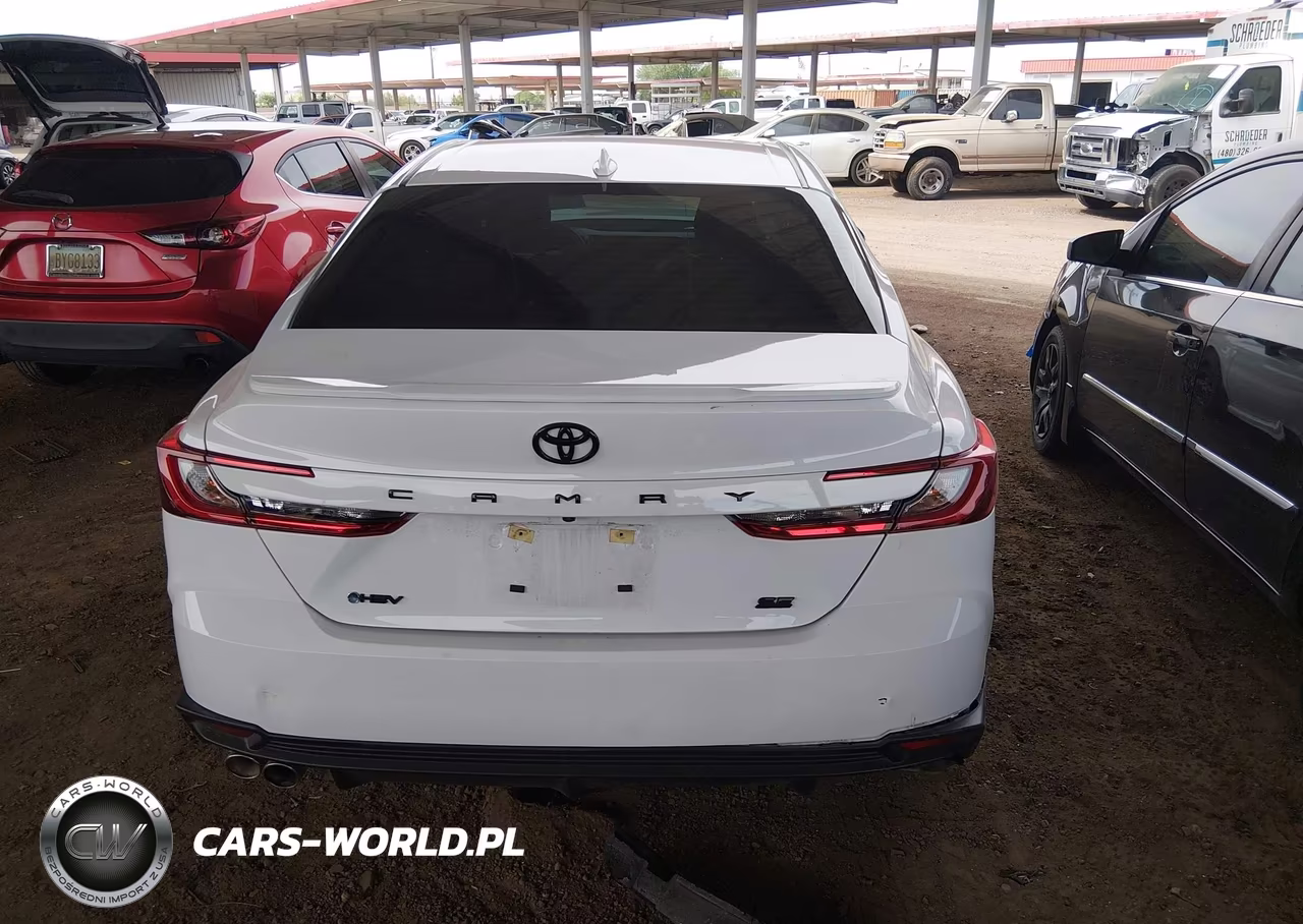 2026 Toyota Camry Se VIN:4T1DAACK1TU708252 - 16
