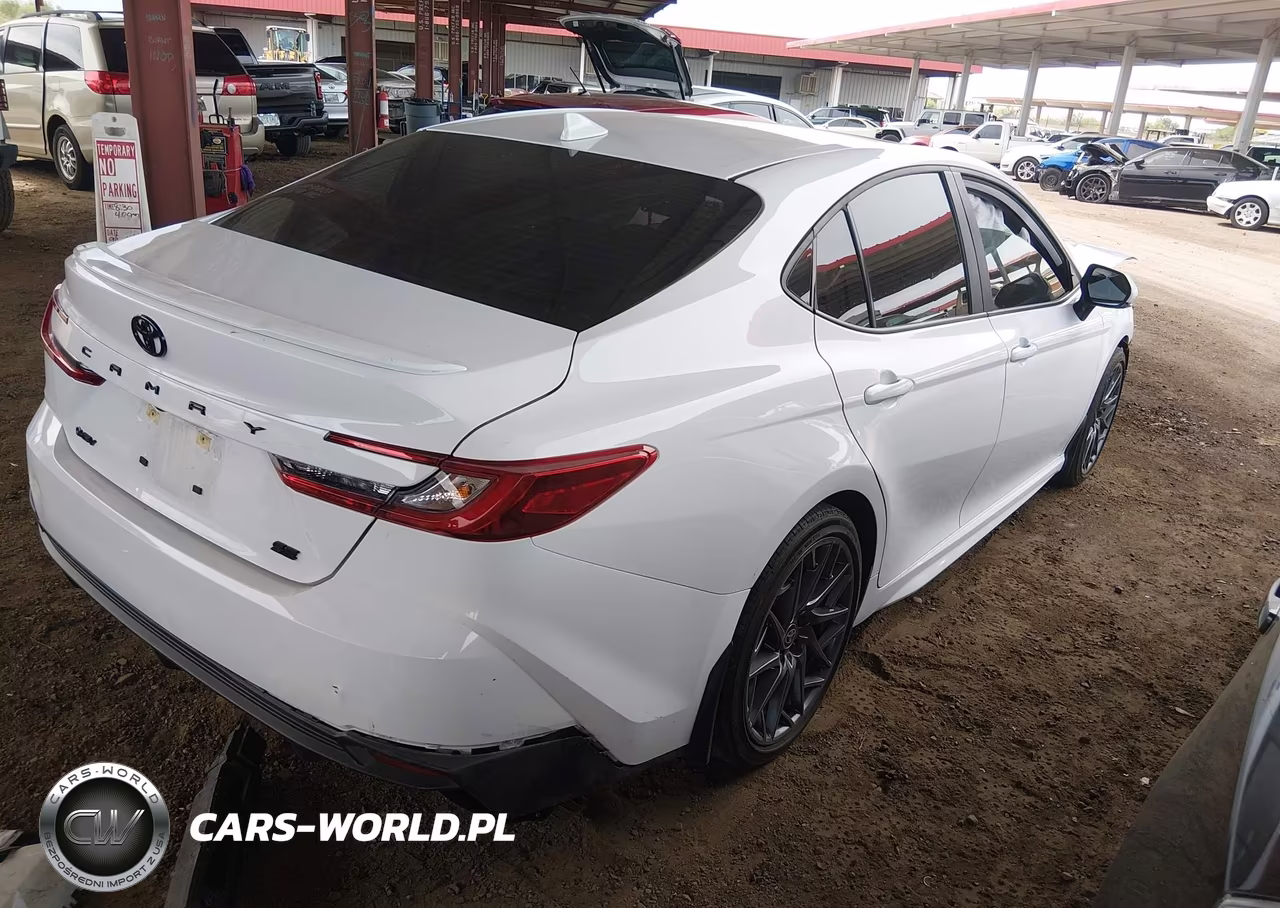 2026 Toyota Camry Se VIN:4T1DAACK1TU708252 - 4