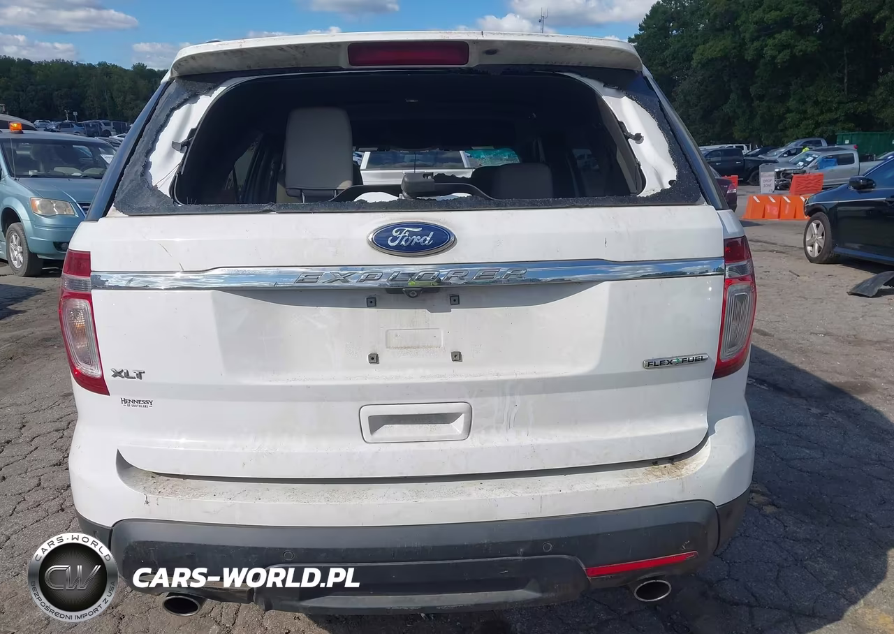 2015 Ford Explorer Xlt VIN:1FM5K7D83FGB83169 - 16