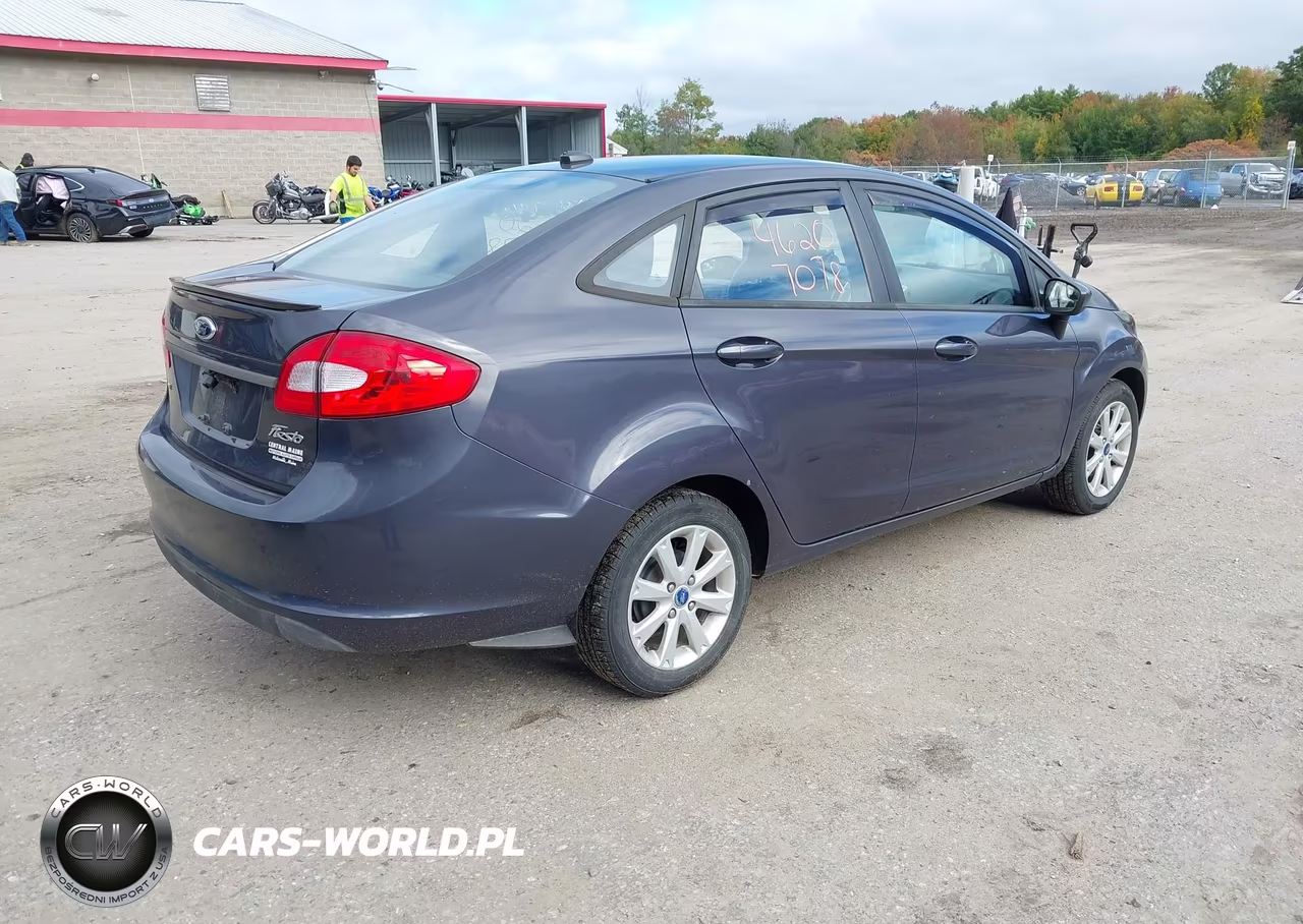 2012 Ford Fiesta Se VIN:3FADP4BJ1CM180168 - 4