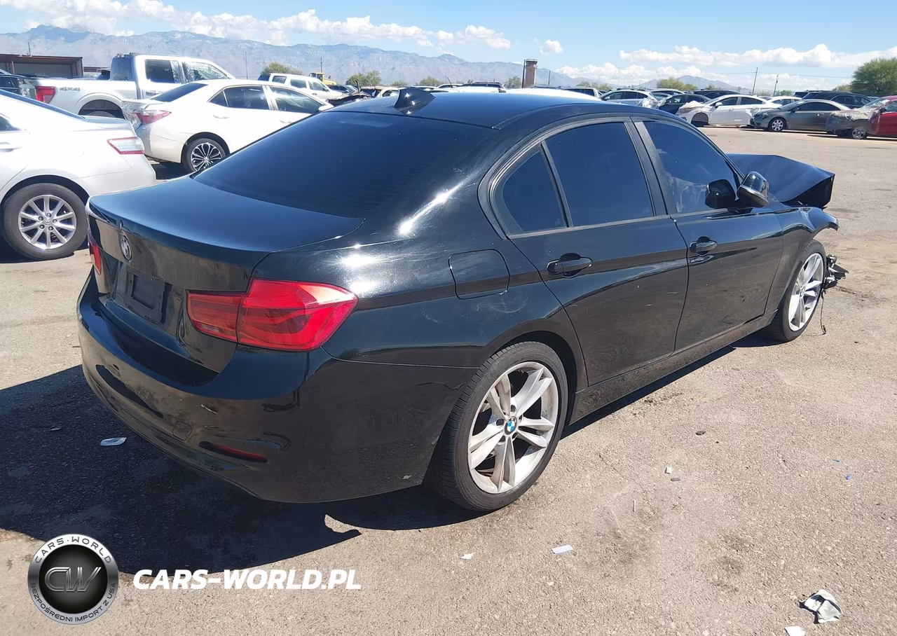 2018 BMW 320I VIN:WBA8E1G57JNU89994 - 4
