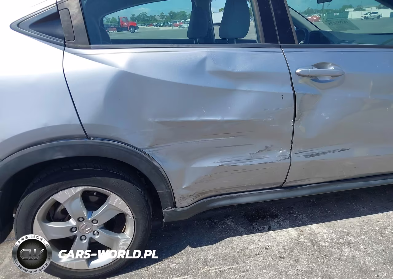 2019 Honda Hr-V Lx VIN:3CZRU5H35KG703867 - 6