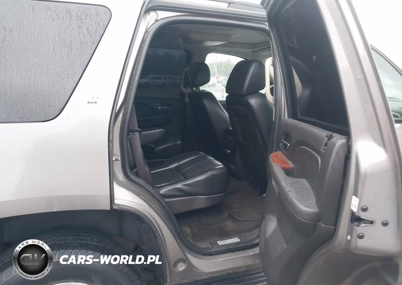 2007 Chevrolet Tahoe Lt VIN:1GNFK13057J323896 - 8