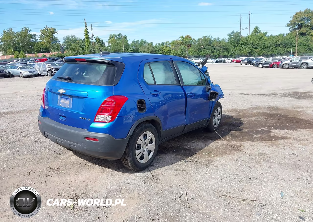 2015 Chevrolet Trax Ls VIN:KL7CJKSB7FB067161 - 4