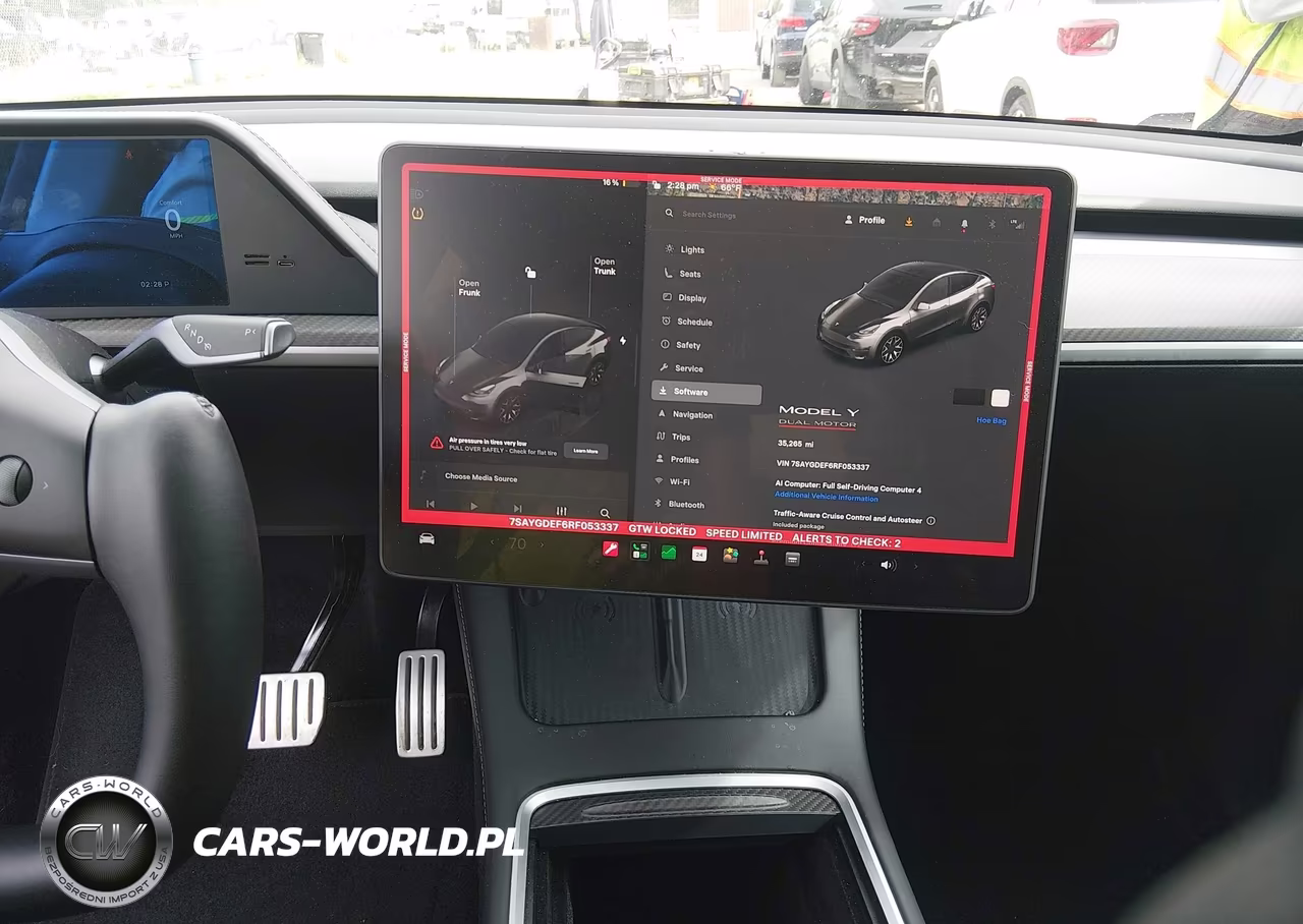 2024 Tesla Model Y Performance Dual Motor All-Wheel Drive VIN:7SAYGDEF6RF053337 - 18
