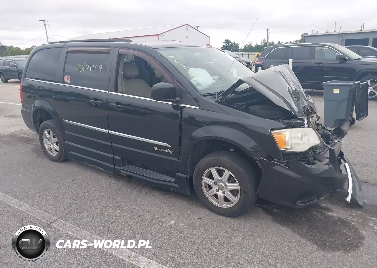 2012 Chrysler Town & Country Touring