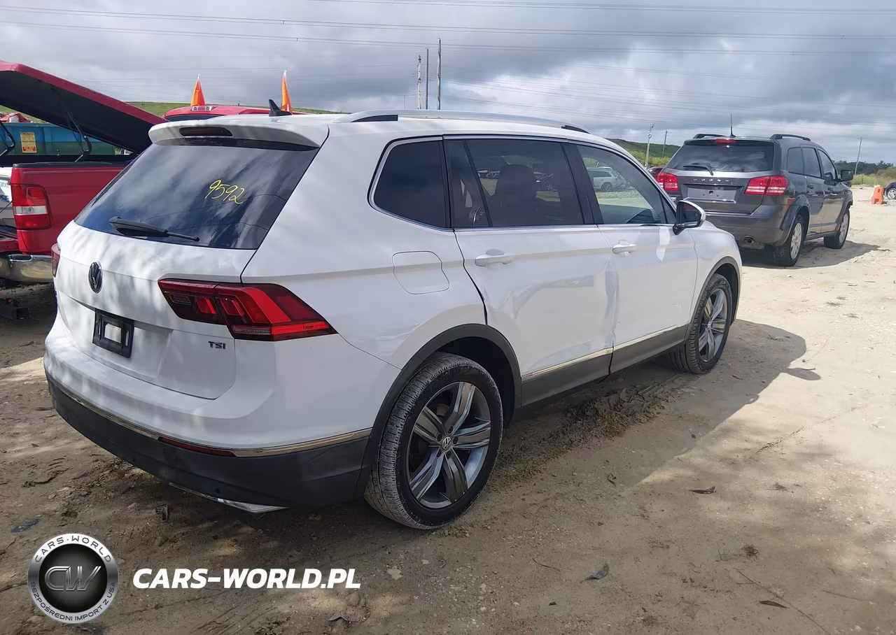 2018 Volkswagen Tiguan 2.0T Sel Premium VIN:3VV5B7AXXJM012662 - 4