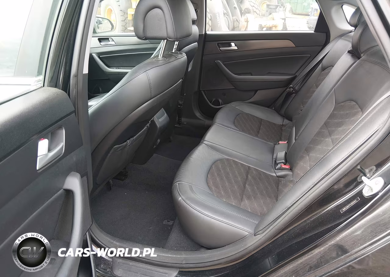 2015 Hyundai Sonata Sport VIN:5NPE34AF1FH094943 - 8