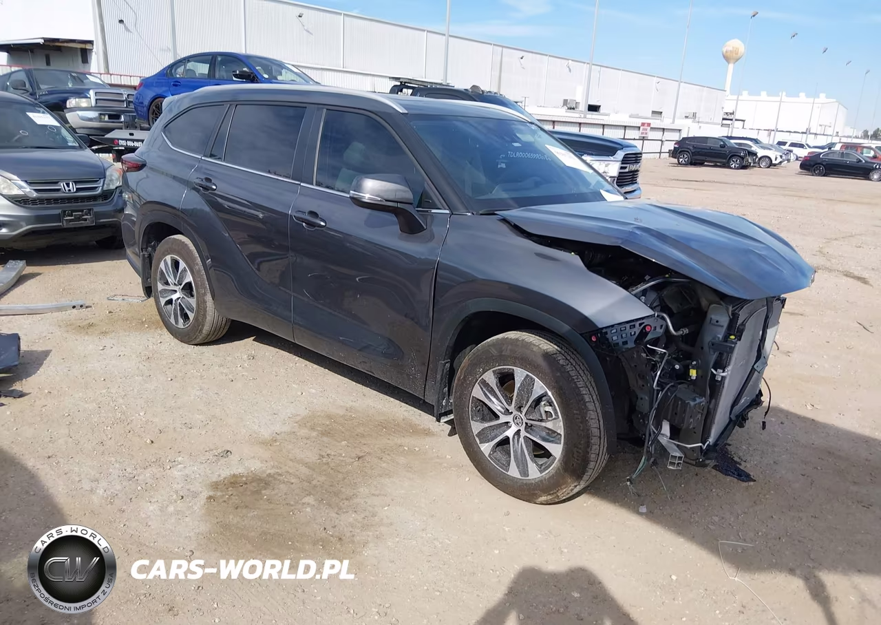 2025 Toyota Highlander Xle