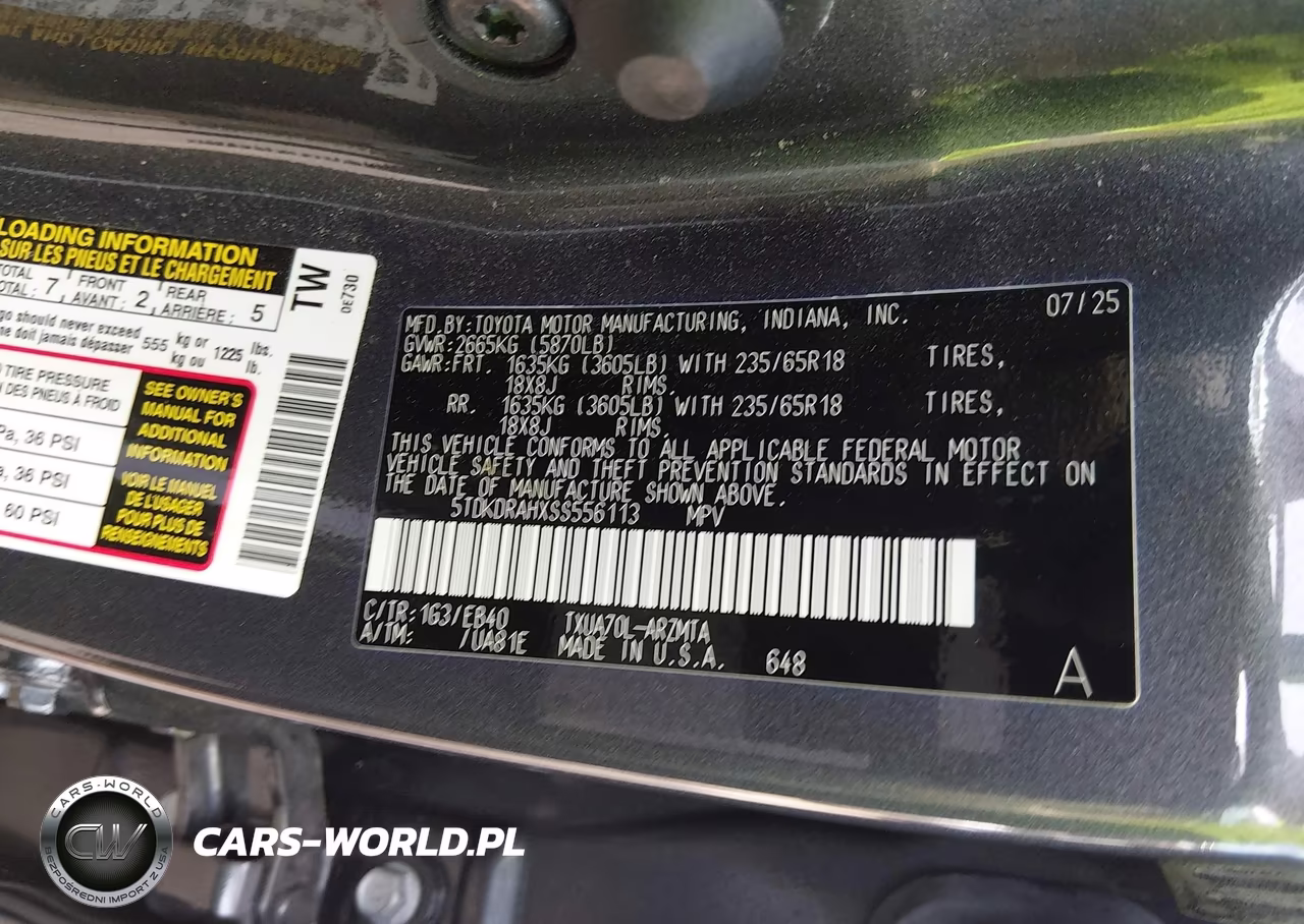 2025 Toyota Highlander Xle VIN:5TDKDRAHXSS556113 - 9