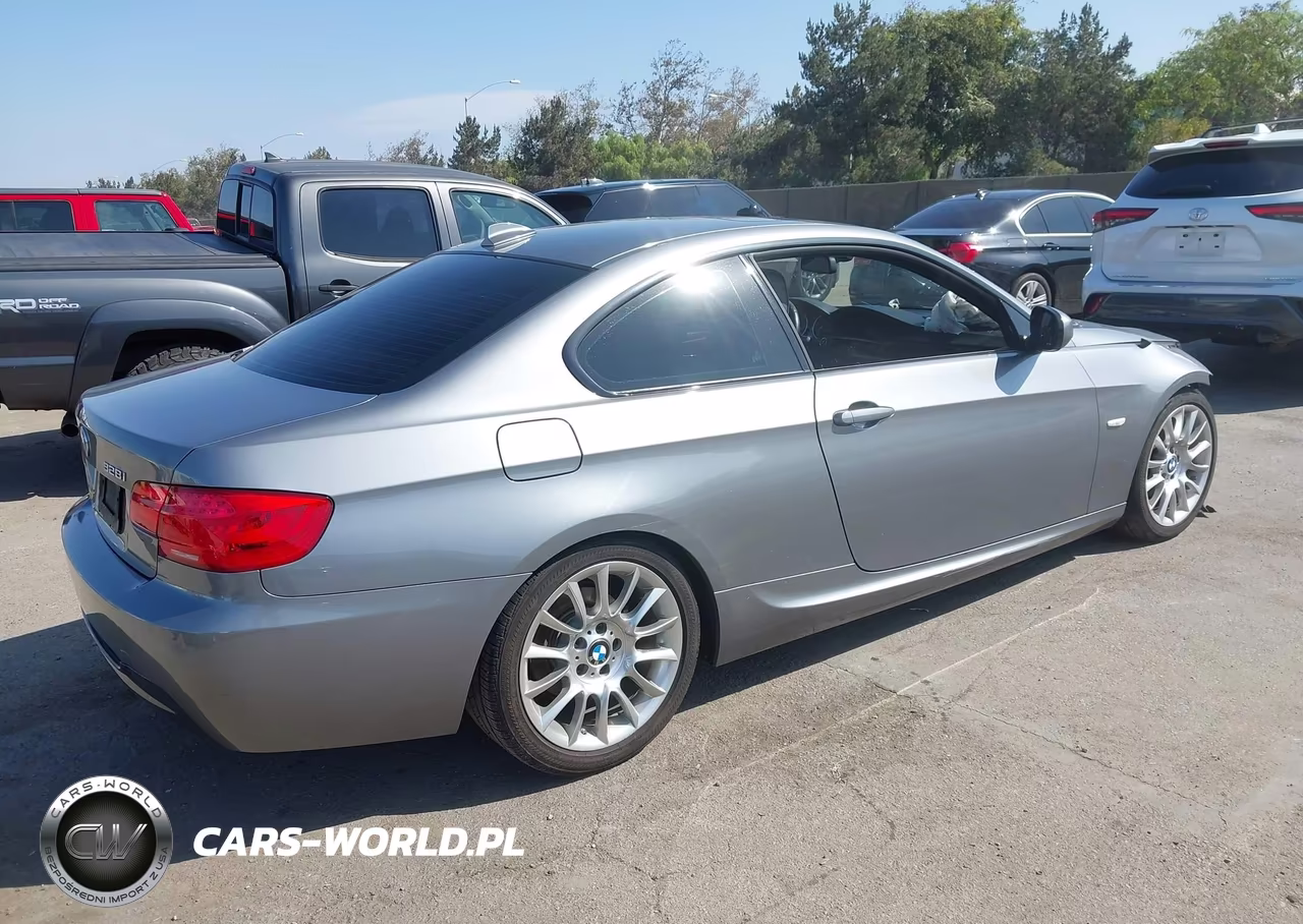 2012 BMW 328I VIN:WBAKE5C59CE756591 - 4