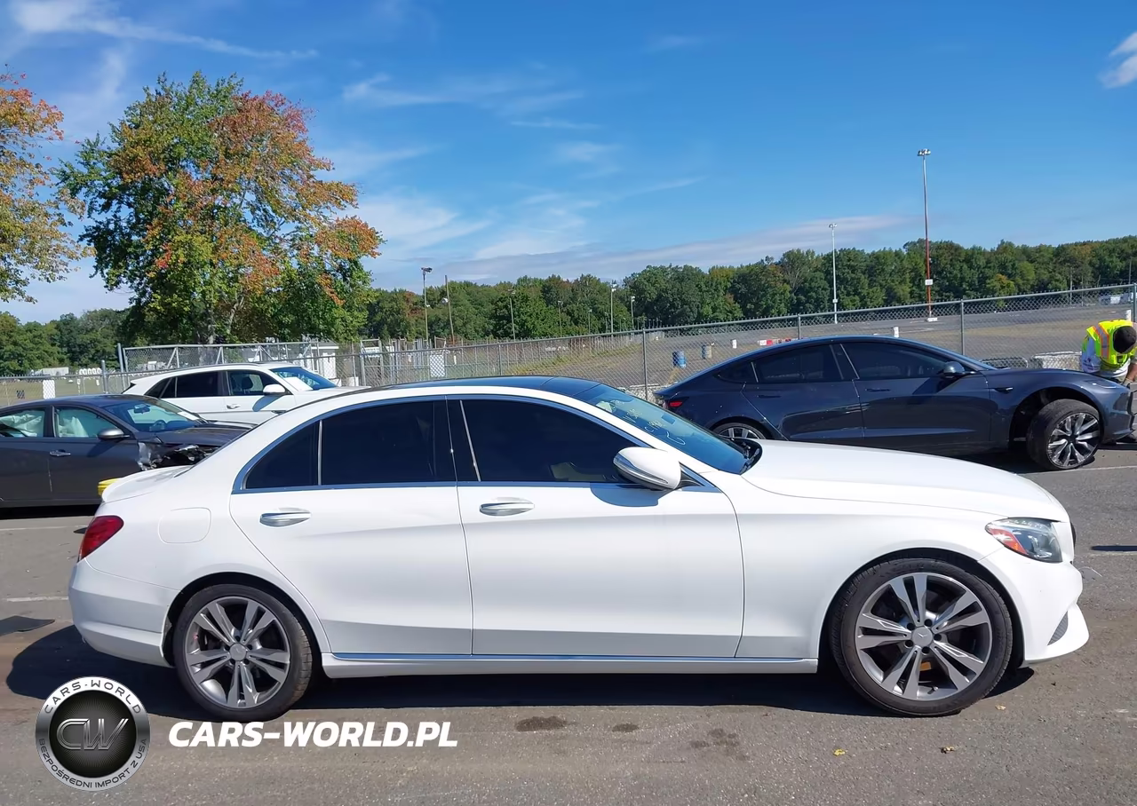 2015 Mercedes-Benz C 300 VIN:55SWF4JB5FU073695 - 13