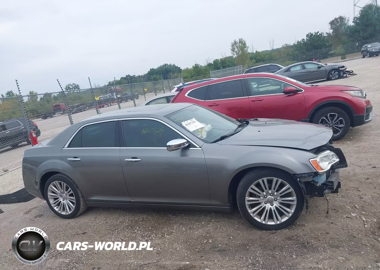 2011 Chrysler 300 Limited VIN:2C3CA5CG4BH563698 - 13