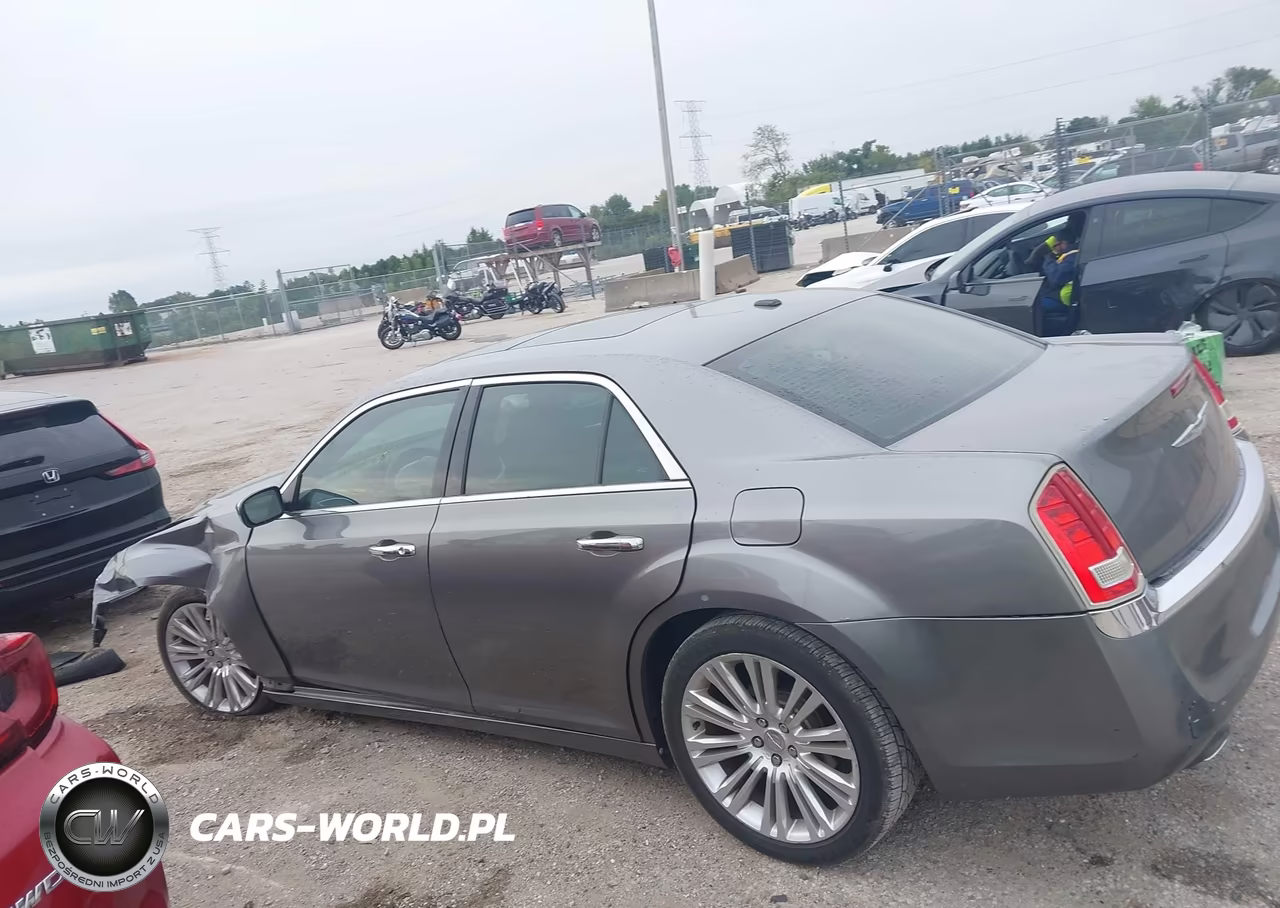 2011 Chrysler 300 Limited VIN:2C3CA5CG4BH563698 - 14