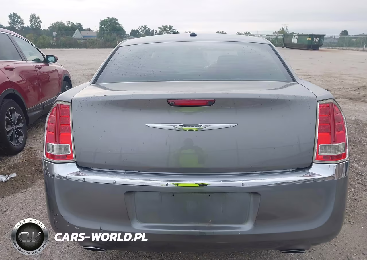 2011 Chrysler 300 Limited VIN:2C3CA5CG4BH563698 - 16