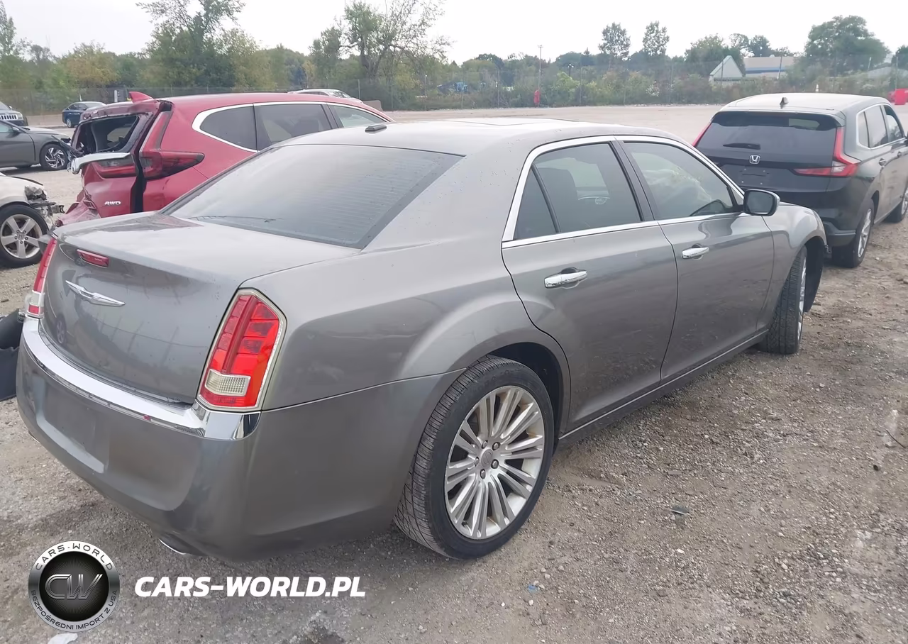 2011 Chrysler 300 Limited VIN:2C3CA5CG4BH563698 - 4