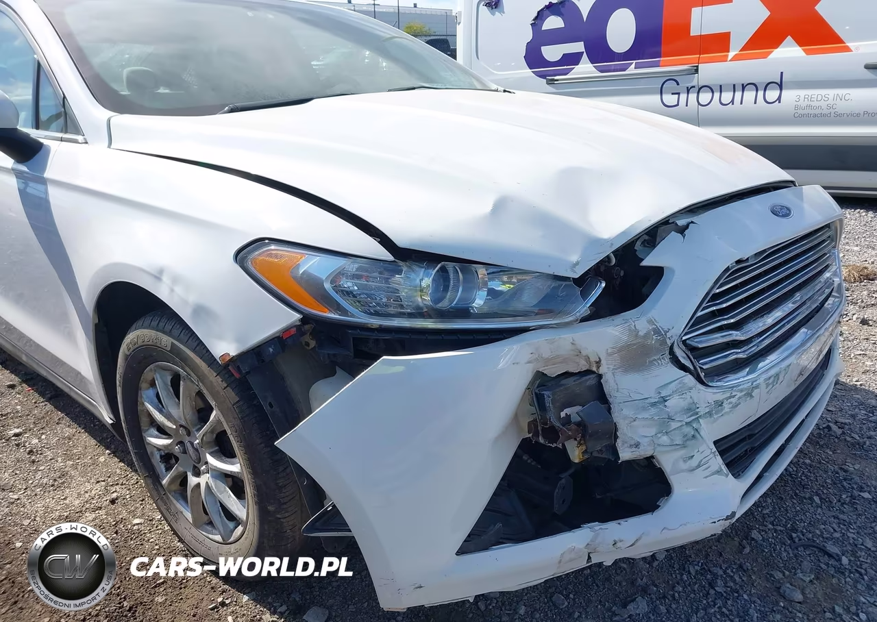 2015 Ford Fusion S VIN:3FA6P0G73FR210552 - 6