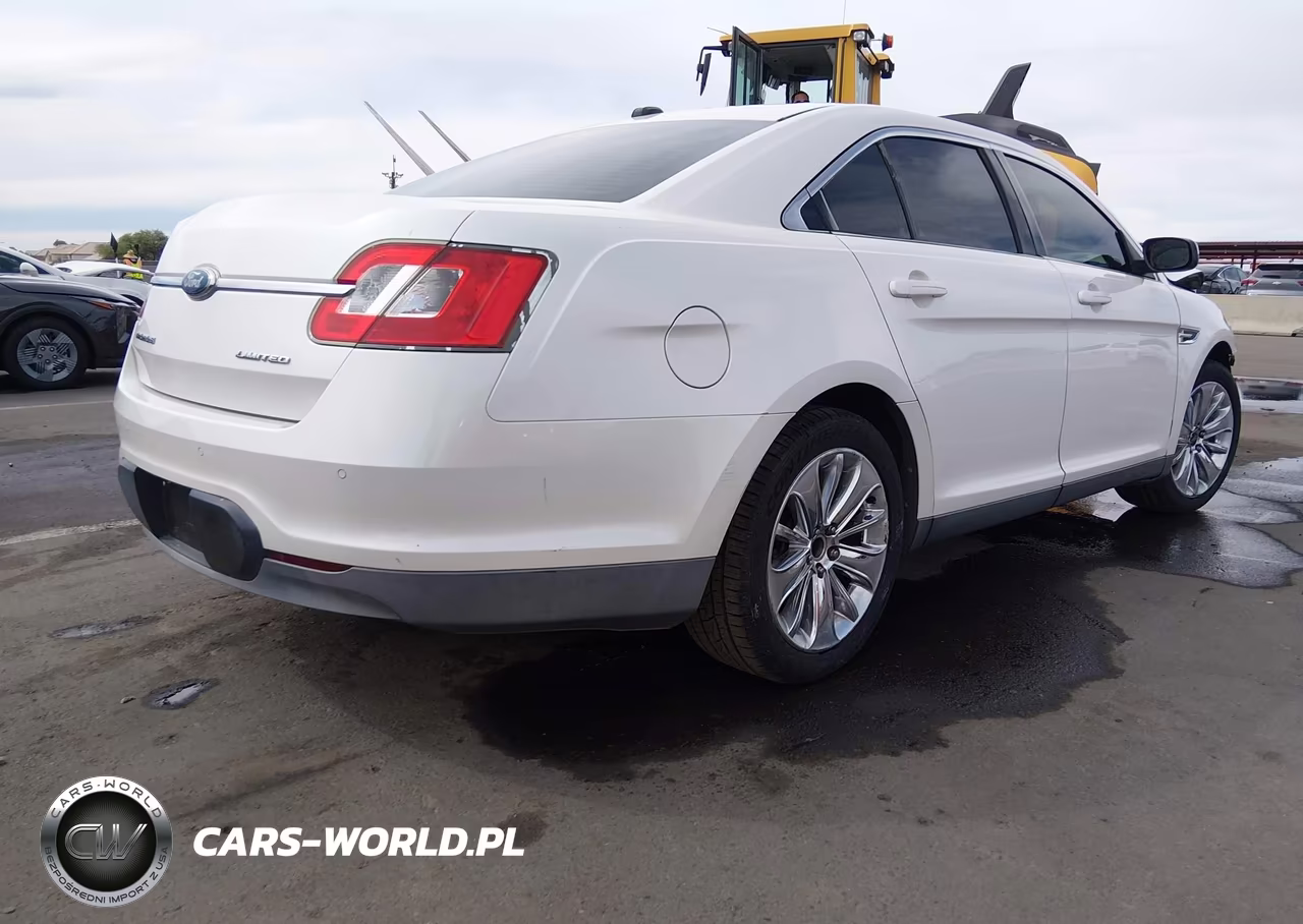2010 Ford Taurus Limited VIN:1FAHP2FW5AG108456 - 4