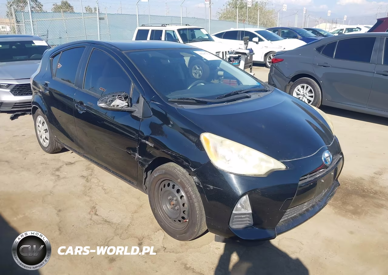 2014 Toyota Prius C Three