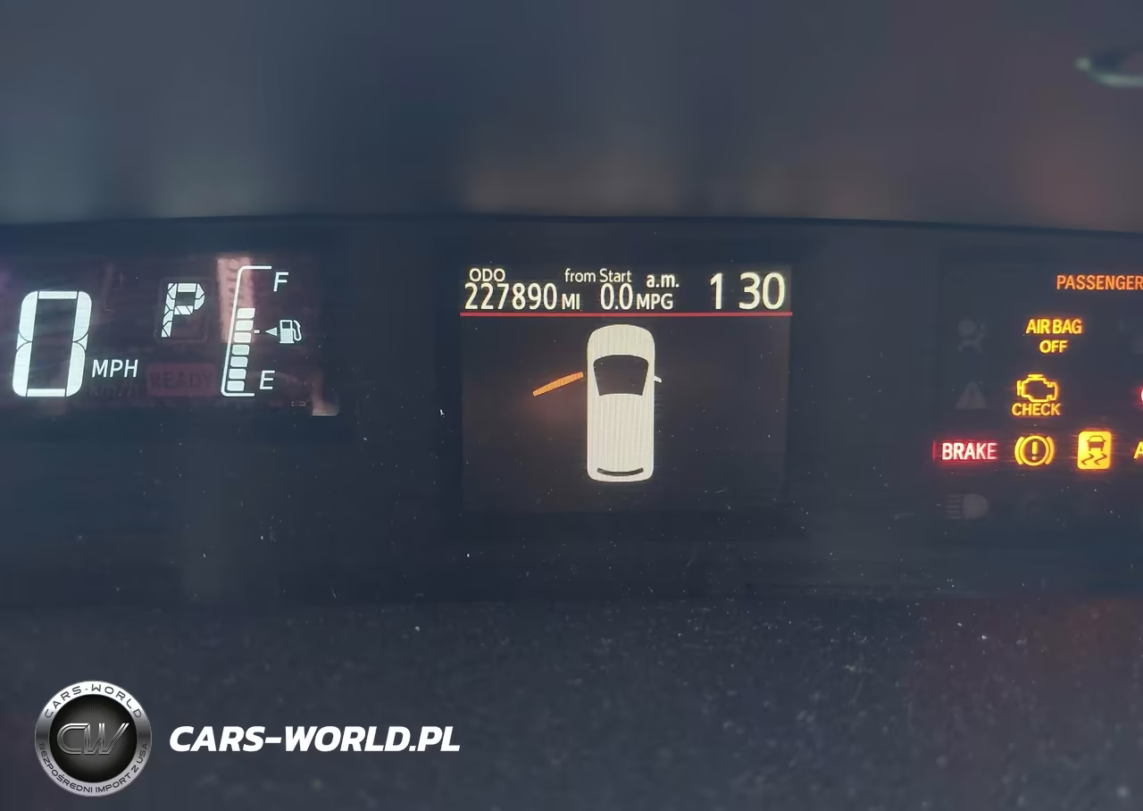 2014 Toyota Prius C Three VIN:JTDKDTB36E1566008 - 7