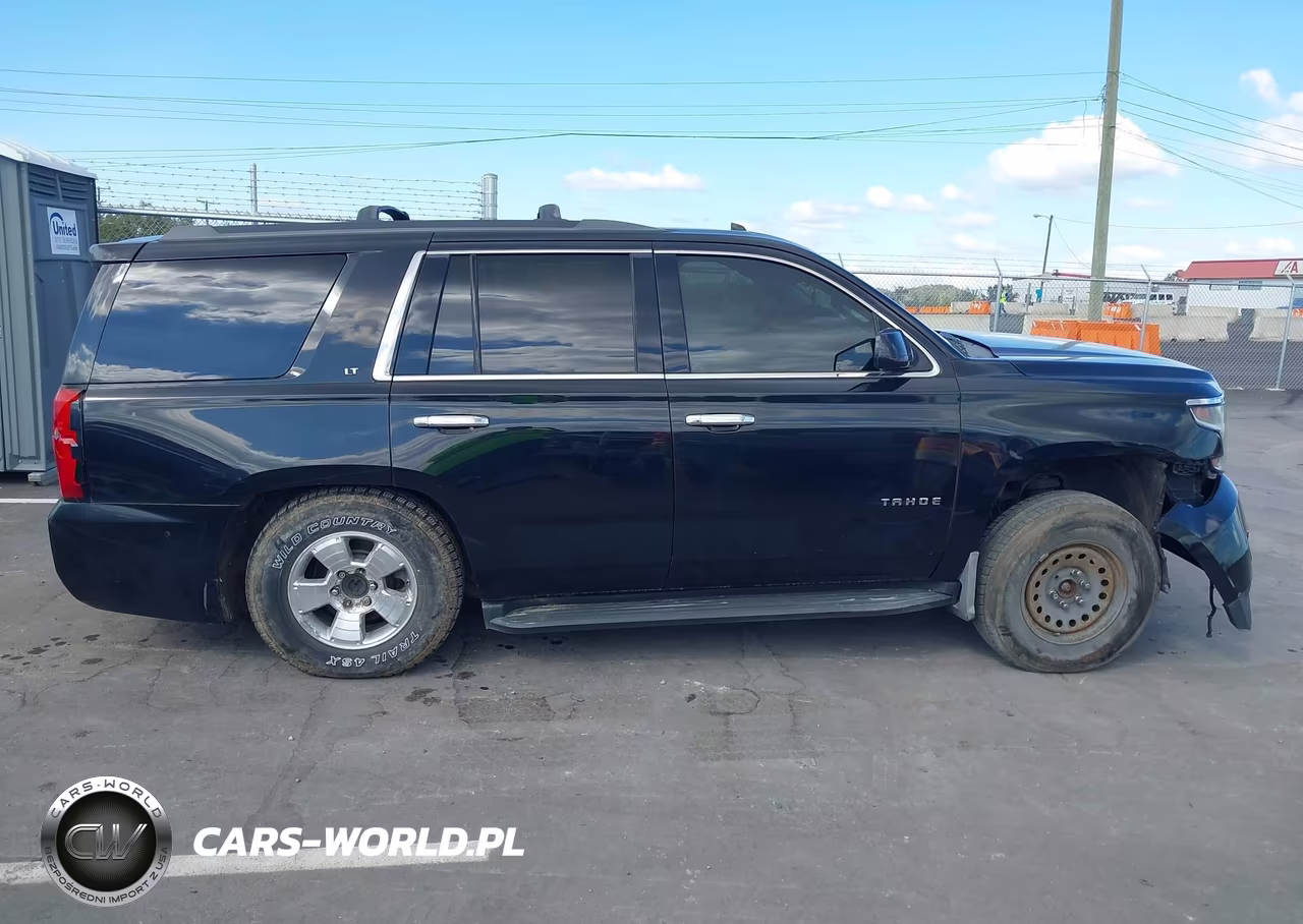 2018 Chevrolet Tahoe Lt VIN:1GNSKBKC8JR132353 - 14