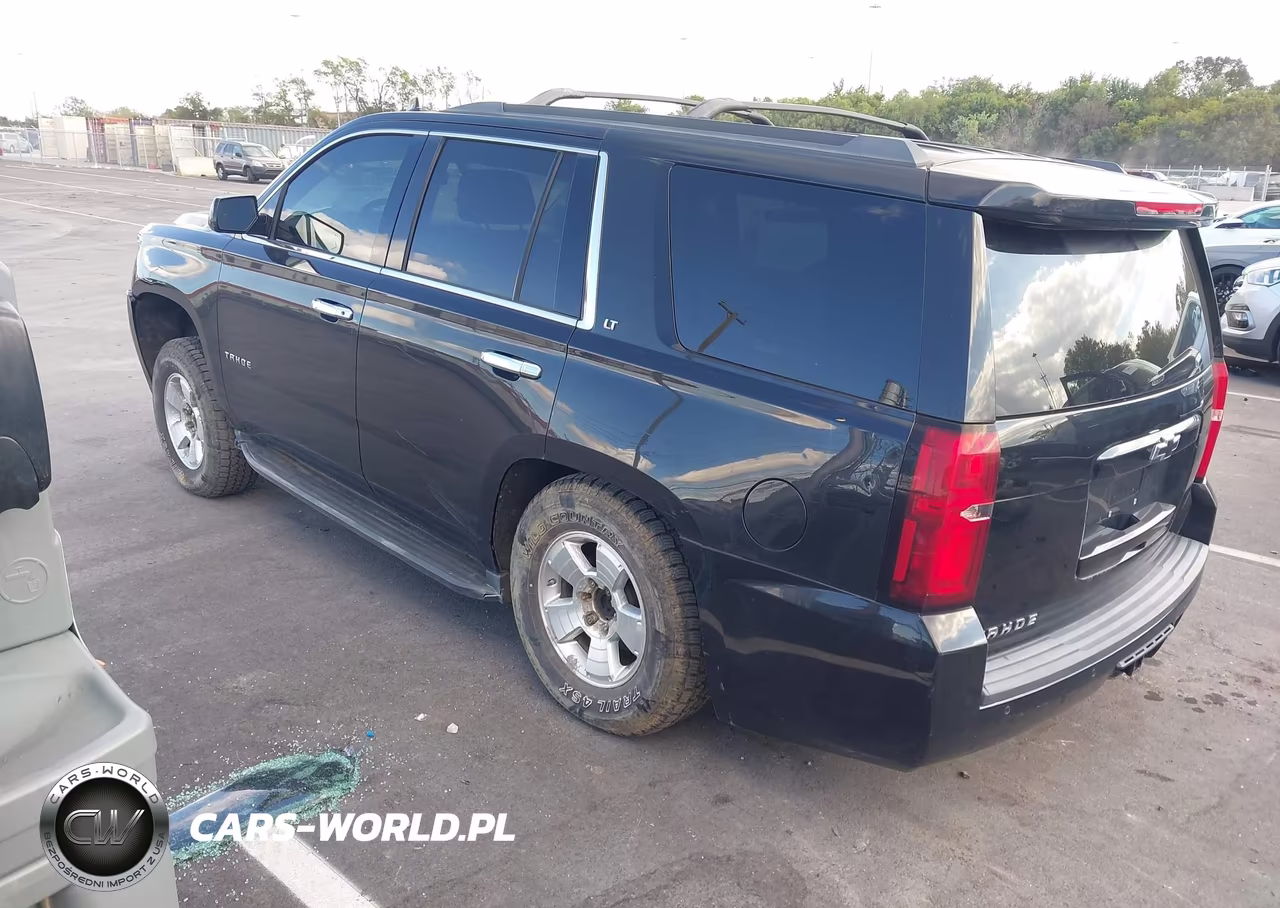 2018 Chevrolet Tahoe Lt VIN:1GNSKBKC8JR132353 - 3