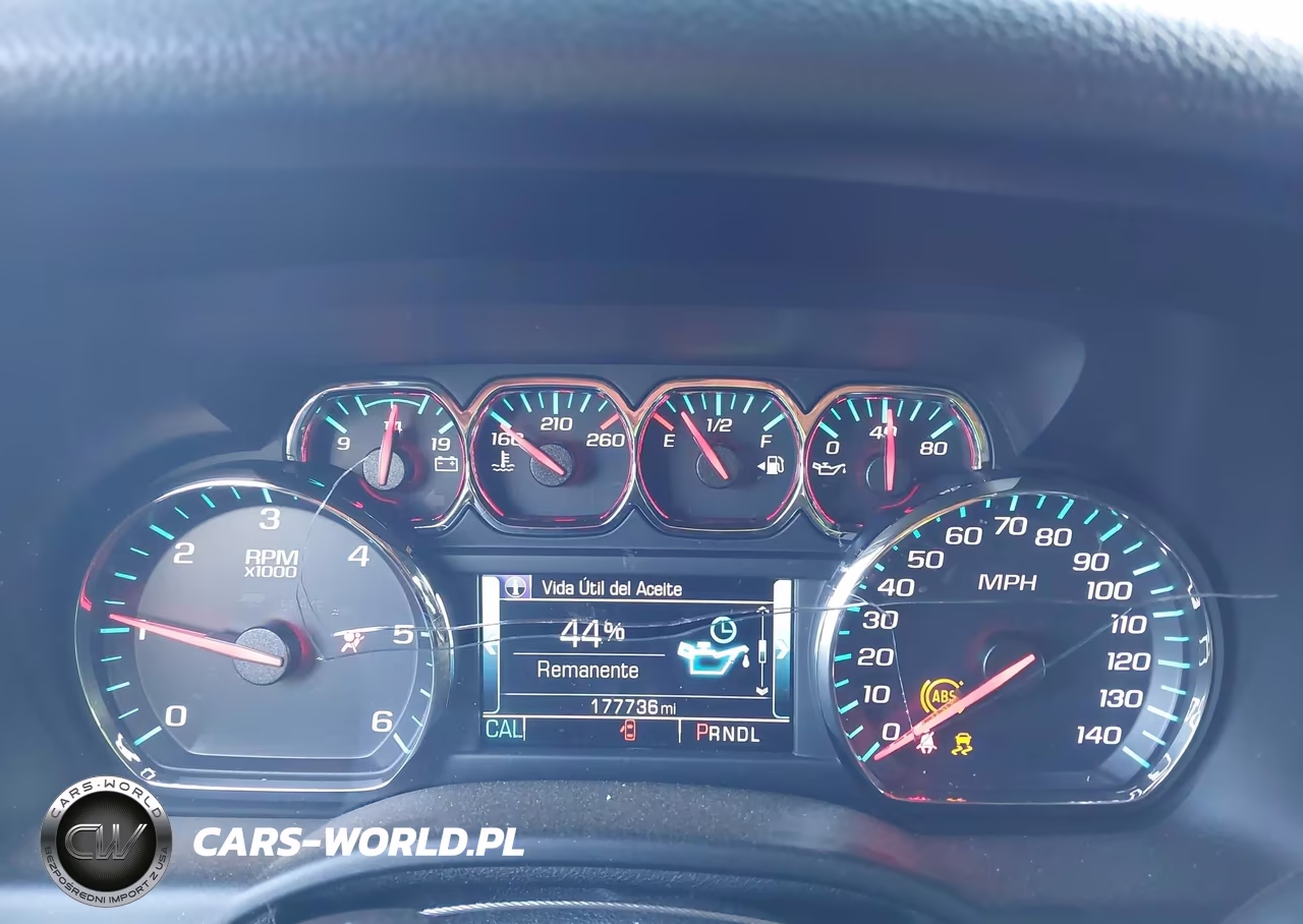 2018 Chevrolet Tahoe Lt VIN:1GNSKBKC8JR132353 - 7