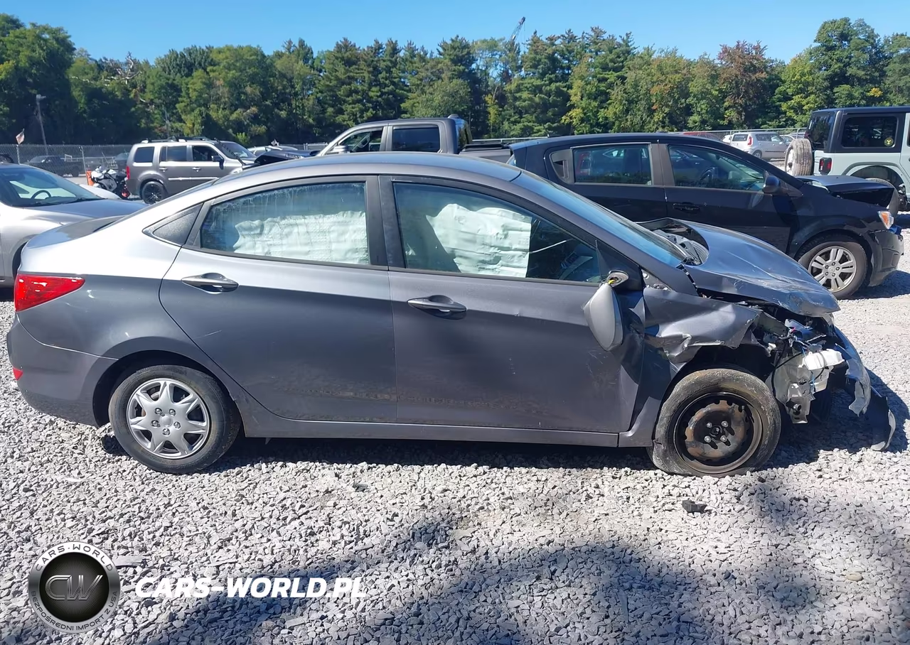 2013 Hyundai Accent Gls VIN:KMHCT4AE3DU488845 - 13